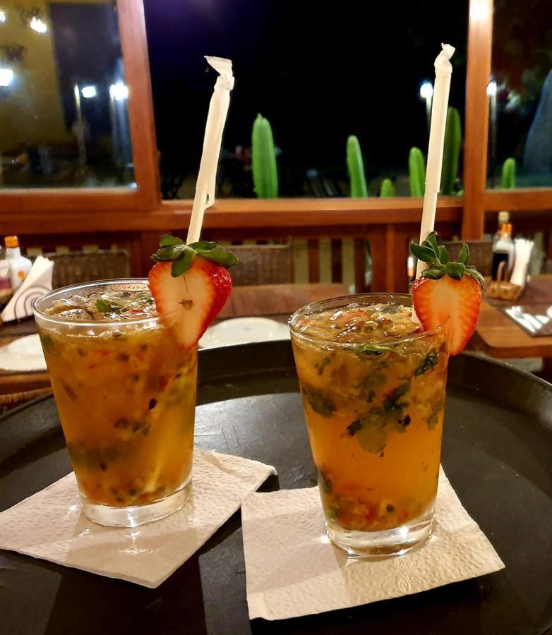 Pousada E Restaurante O Pescador Vila do Abraao Ngoại thất bức ảnh