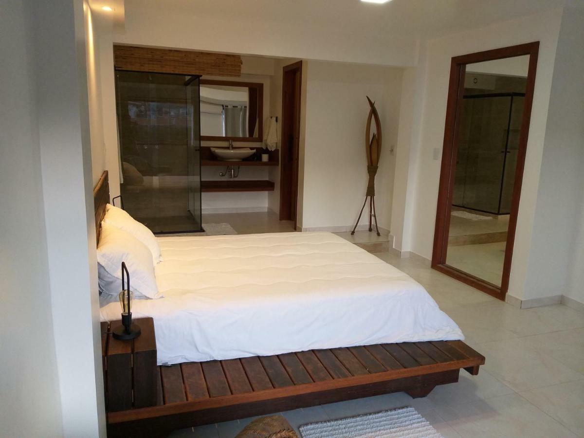 Pousada E Restaurante O Pescador Vila do Abraao Ngoại thất bức ảnh